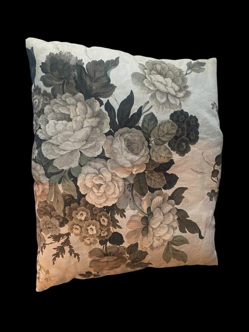 Buy & Sell White City West London - Photos for Cushion 45x54cm