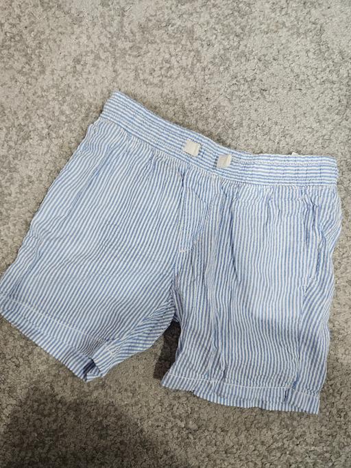 Buy & Sell Weston Point Halton - Photos for Age 2-3 H&M blue & white striped shorts