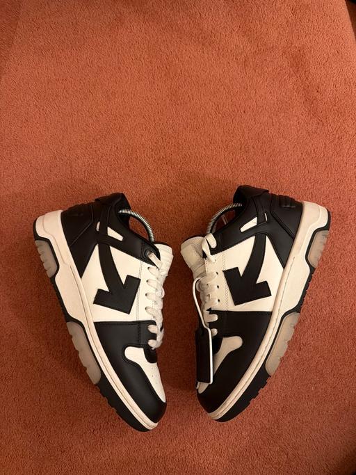 Buy & Sell Neasden North West London - Photos for Used black and white off whites