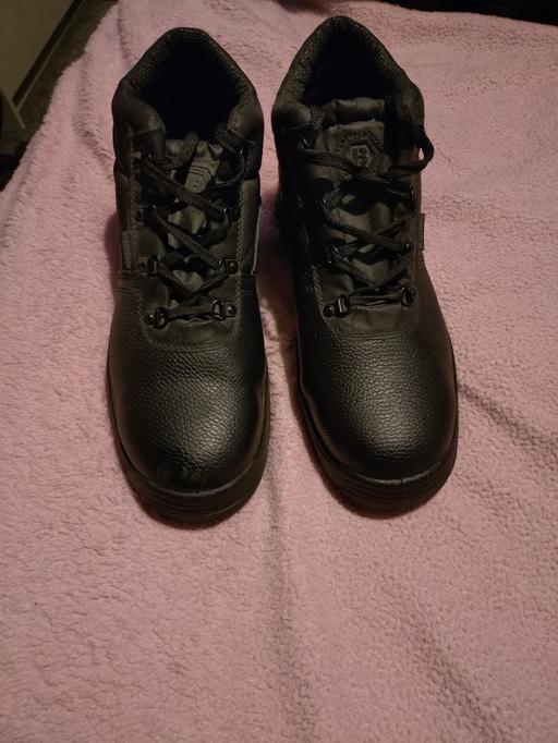 Buy & Sell Oldbury Sandwell - Photos for mens steel cap boots size 11