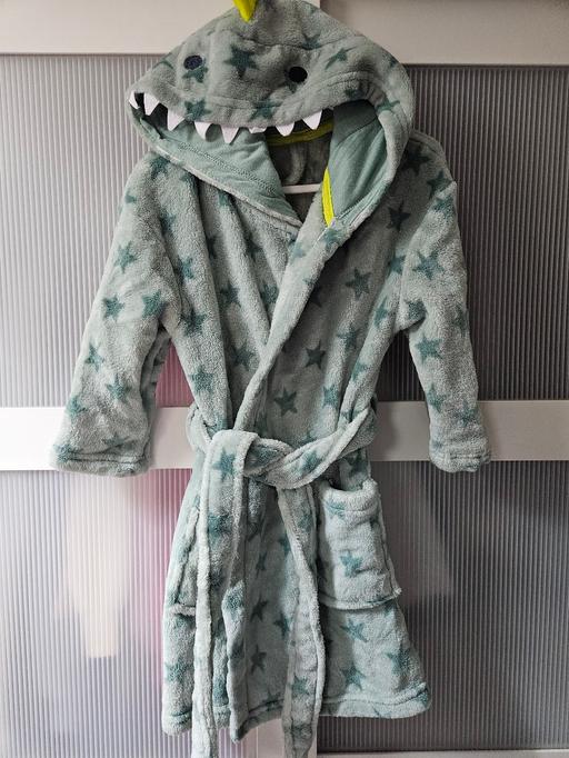 Buy & Sell Weston Point Halton - Photos for Age 2-3 GEORGE dressing gown
