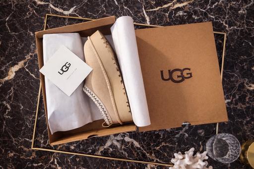 Buy & Sell Norwich Norwich - Photos for UGG Classic Slip-On Slippers 6UK