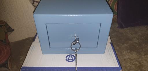 Buy & Sell Lofthouse Gate Wakefield - Photos for MINI SAFE LIKE NEW NEVER USED