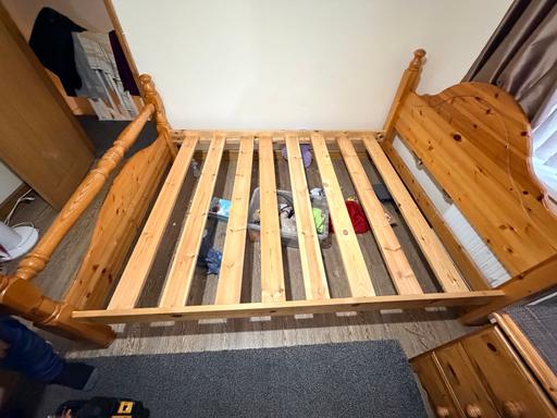 Buy & Sell Skimpot Central Bedfordshire - Photos for Solid Oakwood king size bed frame