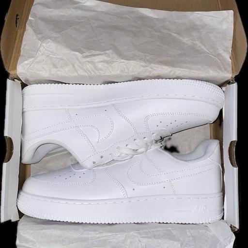 Buy & Sell Brixton South East London - Photos for Best condition for your addition