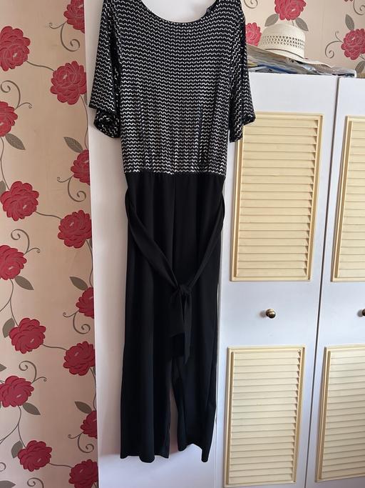 Buy & Sell Tividale Sandwell - Photos for Jumpsuit size 18