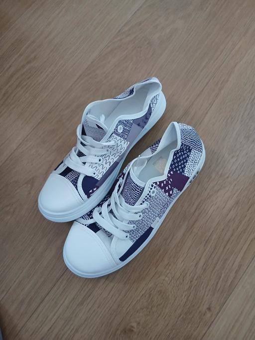 Buy & Sell Bradley Fold Trading Estate Bury - Photos for 42 Size 8 Pumps New