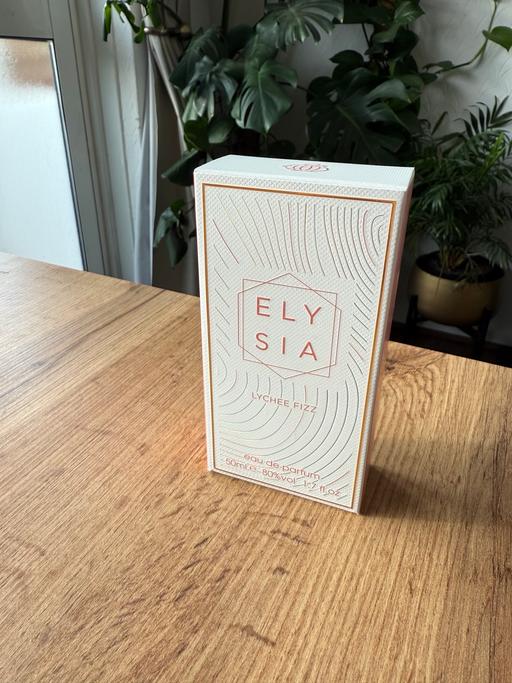 Buy & Sell Stepney Green East London - Photos for ELYSIA Lychee fizz 50ml NEW