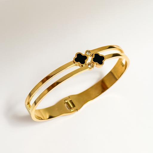 Buy & Sell East Ham East London - Photos for Stainless steel bracelet gold bracelet