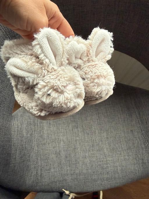 Buy & Sell Mortlake South West London - Photos for White company Bunny slippers 6-12