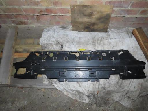 Vehicles Primrose Hill North West London - Photos for Genuine BMW 5 G30 G31 M5 BUMPER EXHAUST SUPPT