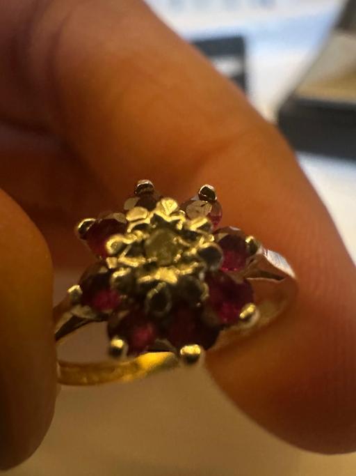 Buy & Sell Saltley Birmingham - Photos for 9CT Floral Gold ring 1.51Grams Size L 375