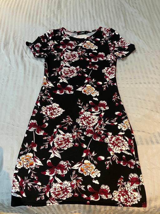 Buy & Sell West Hackney North London - Photos for Black floral bodycon mini dress Small