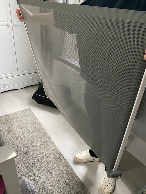 Buy & Sell East Ham East London - Photos for Retractable safety gate