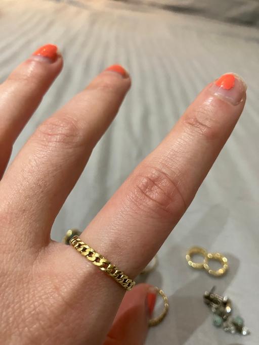 Buy & Sell Upper Clapton East London - Photos for Gold Plated Rings & Earrings Bundle