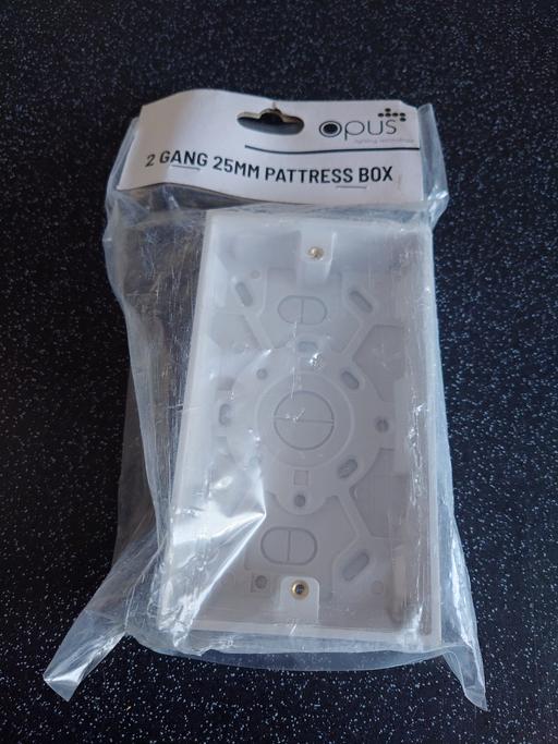 Buy & Sell Woodthorpe Charnwood - Photos for 2 gang 25mm pattress box