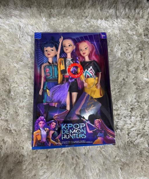 Buy & Sell Sheldon Birmingham - Photos for Set of 3 K-pop singing Dolls
