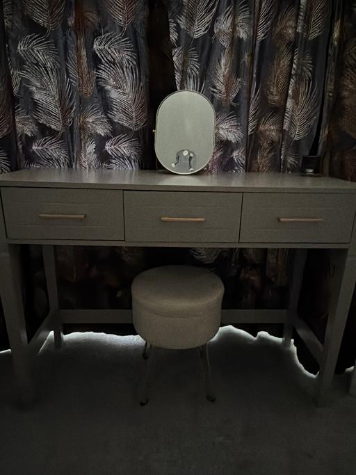 Buy & Sell East Molesey Elmbridge - Photos for 3 drawer console table