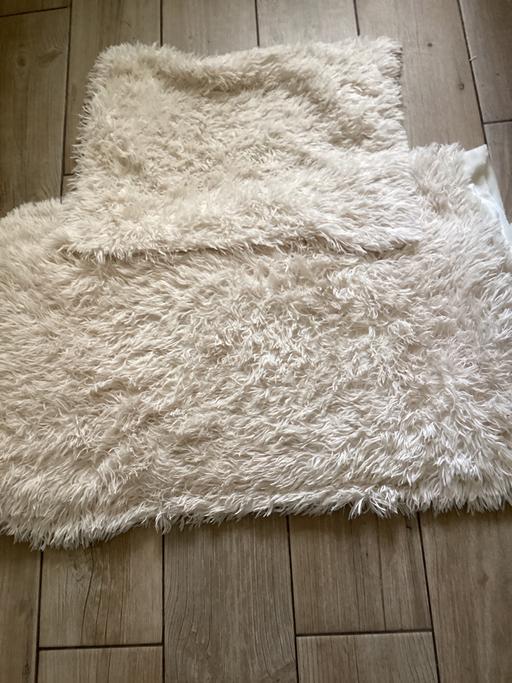 Buy & Sell Knowsley Industrial Park Knowsley - Photos for Single very soft fluffy bedding used once