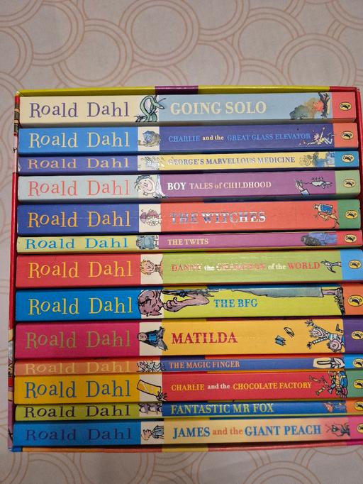 Buy & Sell Luton Town Centre Luton - Photos for Set of Roal Dahl books
