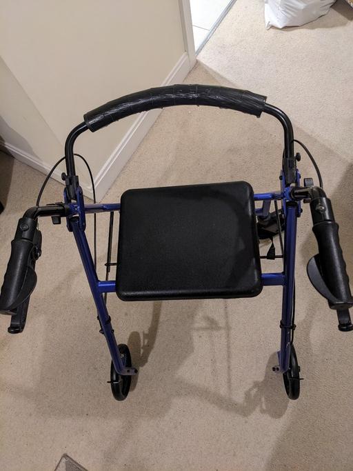 Buy & Sell Kingfisher Shopping Centre Redditch - Photos for Mobility Walker