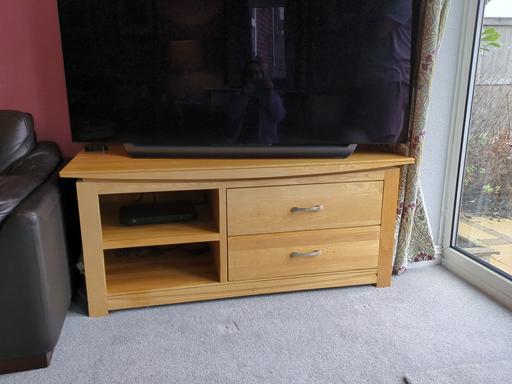 Buy & Sell Halesowen Dudley - Photos for Very solid oak lounge TV stand 140x60x60.