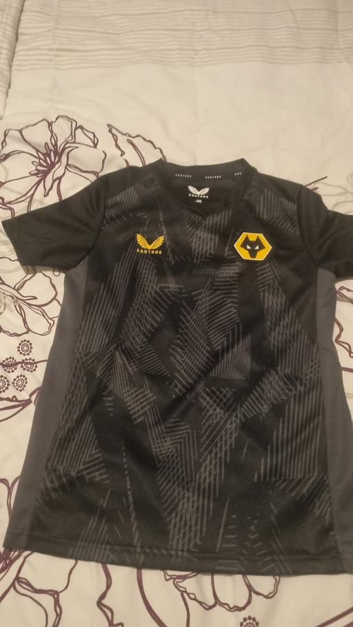 Buy & Sell Halesowen Dudley - Photos for wolves football top