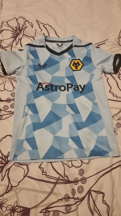 Buy & Sell Halesowen Dudley - Photos for wolves football top junior medium