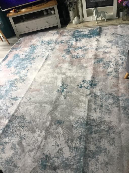 Buy & Sell Bentley Walsall - Photos for Very large rug 200cm x 300cm New