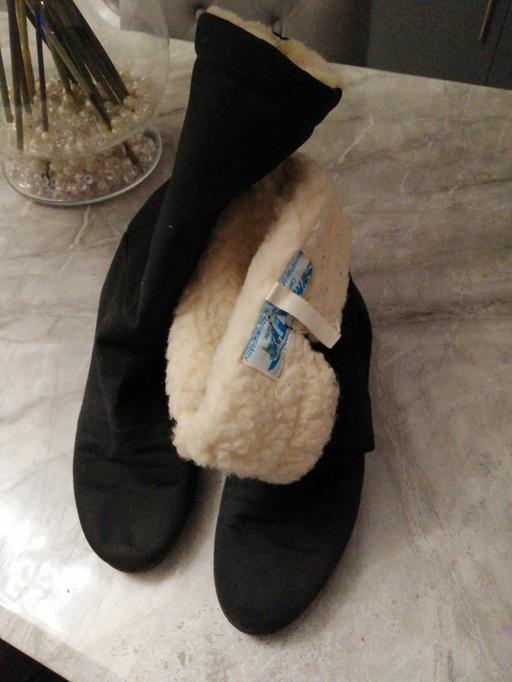 Buy & Sell Wednesfield Wolverhampton - Photos for ladies boots size *6 & hlf* fur inside