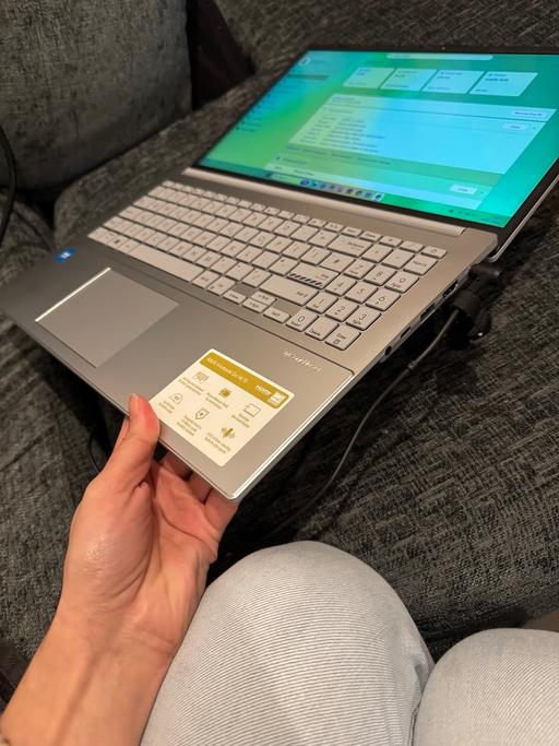 Buy & Sell - Photos for Laptop