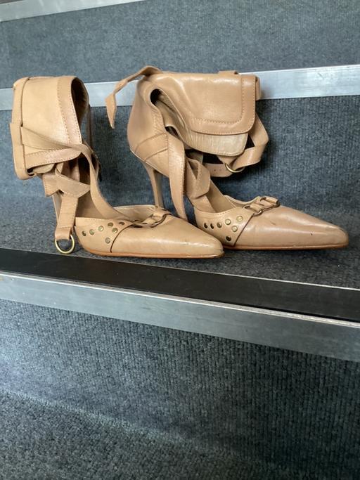 Buy & Sell Upper Holloway North London - Photos for Designer Elegant Ankle strap