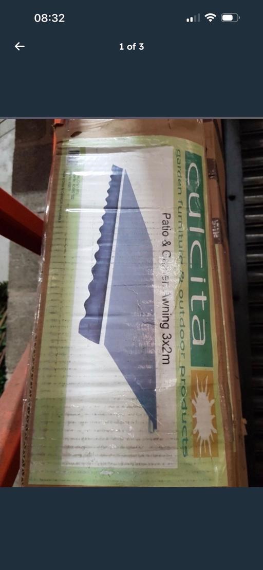 Buy & Sell Colliers Wood South West London - Photos for PATIO AND GARDEN MANUAL AWING