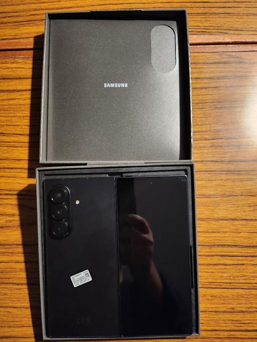 Buy & Sell Newhall Street Birmingham - Photos for Galaxy Z Fold 7