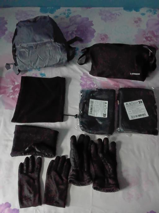 Buy & Sell Wolverhampton City Centre Wolverhampton - Photos for Bundle of Men's Gloves neck warmer