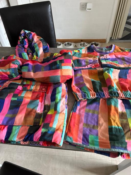 Buy & Sell Whiston Knowsley - Photos for 3 piece suit