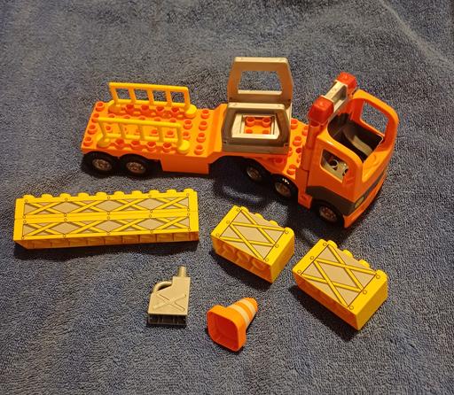 Buy & Sell Tividale Sandwell - Photos for Lego duplo lorry 2003.