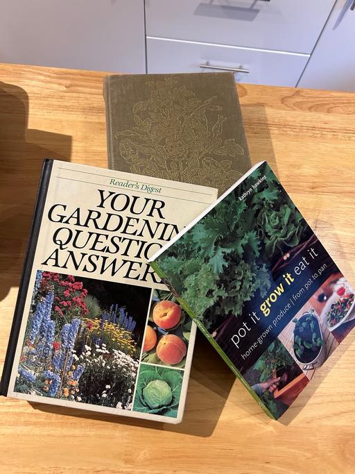 Buy & Sell Brookfoot Calderdale - Photos for Gardening books
