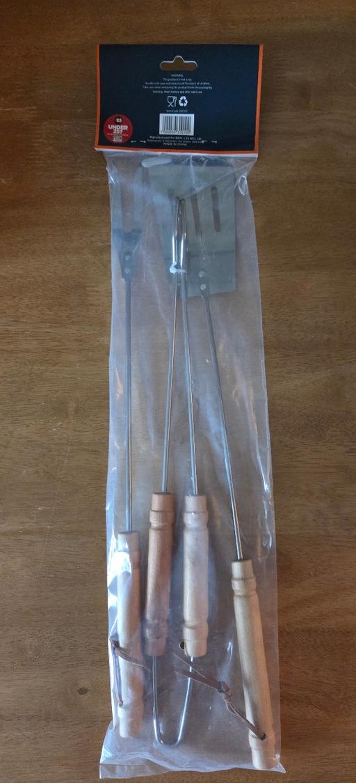 Buy & Sell Westwood Thanet - Photos for BARBEQUE SET (NEW)