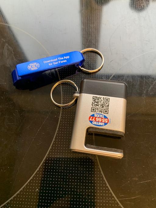 Buy & Sell Birchills Walsall - Photos for Bottle opener & mobile screen cleaner keyring