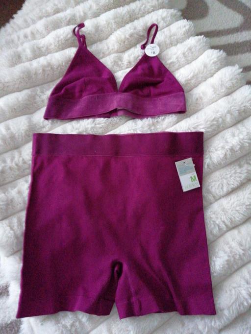Buy & Sell Wednesfield Wolverhampton - Photos for ladies size *12 /14 *