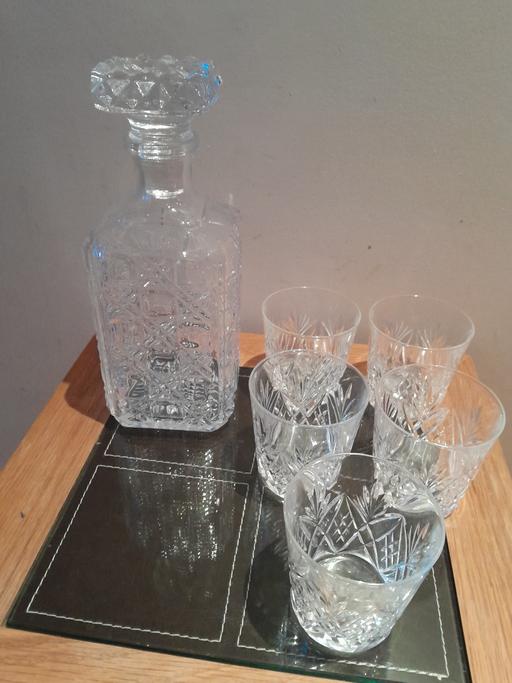 Buy & Sell Rayners Lane North West London - Photos for Glass Whisky Decanter with 5 Tumblers