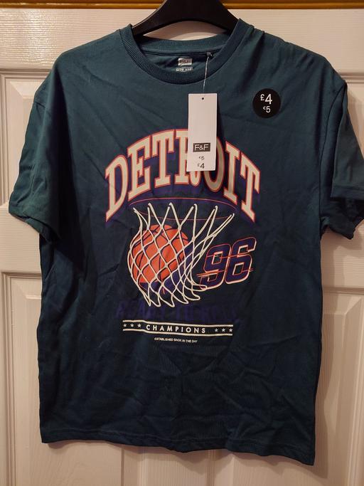 Buy & Sell Woodthorpe Charnwood - Photos for Boys green top size 11-12 years