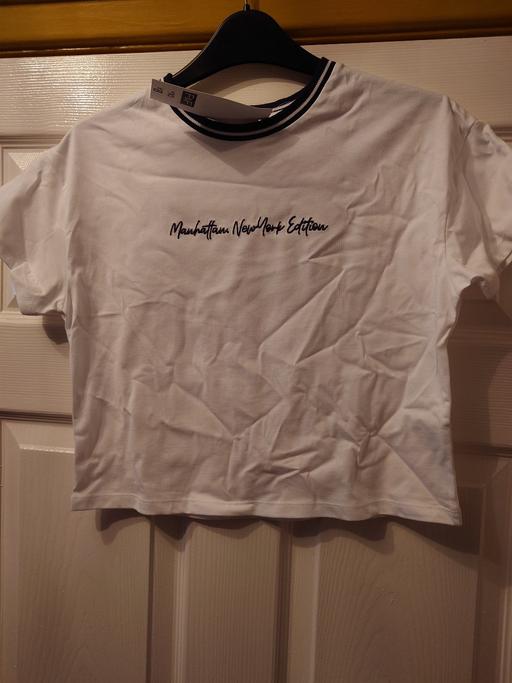 Buy & Sell Woodthorpe Charnwood - Photos for Girls white t-shirt size 9-10 years