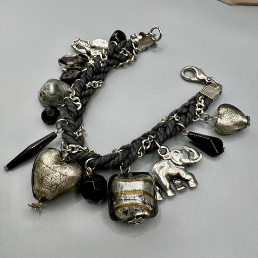 Buy & Sell Tyseley Birmingham - Photos for Lovely Glass Elephant Charm Bracelet