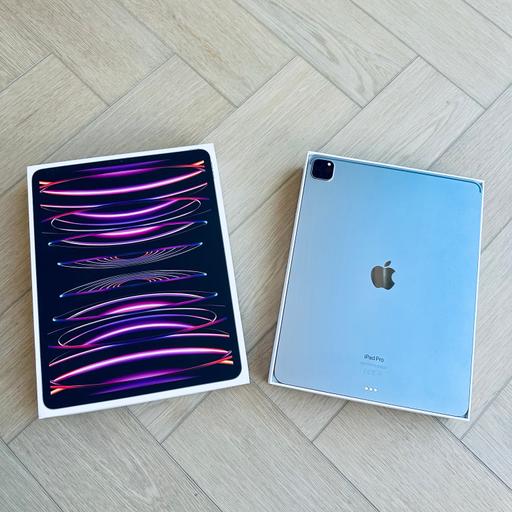 Buy & Sell Dorcan Swindon - Photos for Apple iPad Pro 12.9” 256GB + Magic Keyboard
