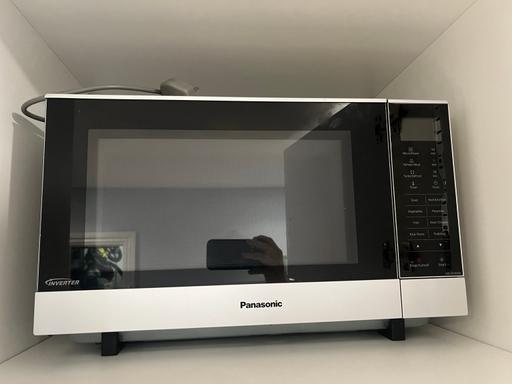 Buy & Sell Weybridge Elmbridge - Photos for Panasonic Inverter Microwave Oven