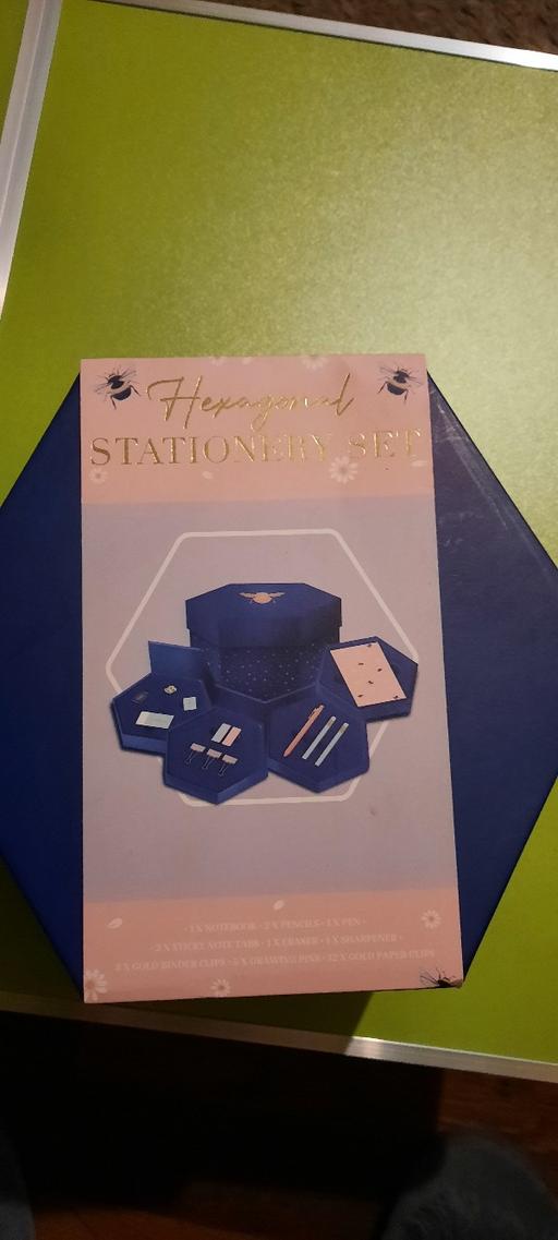 further learning Leagrave Luton - Photos for stationery set