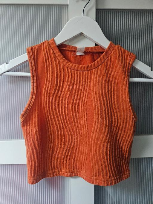 Buy & Sell Weston Point Halton - Photos for Age 12 SHEIN orange cropped top