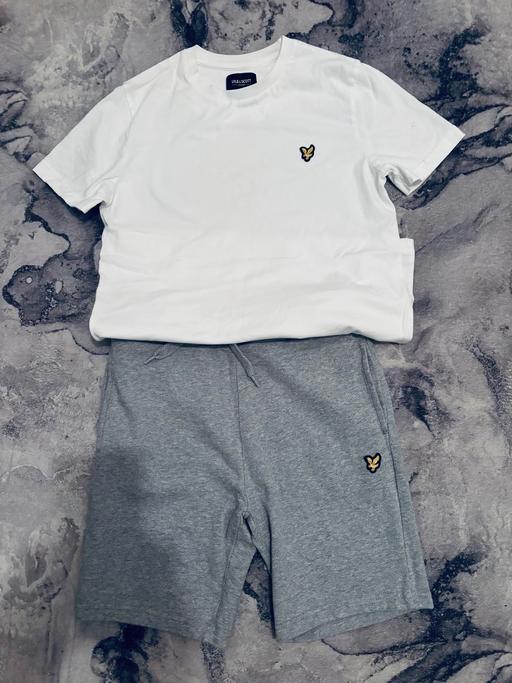 Buy & Sell Ponders End North London - Photos for Lyle & Scott Short set 10-11 years £10
